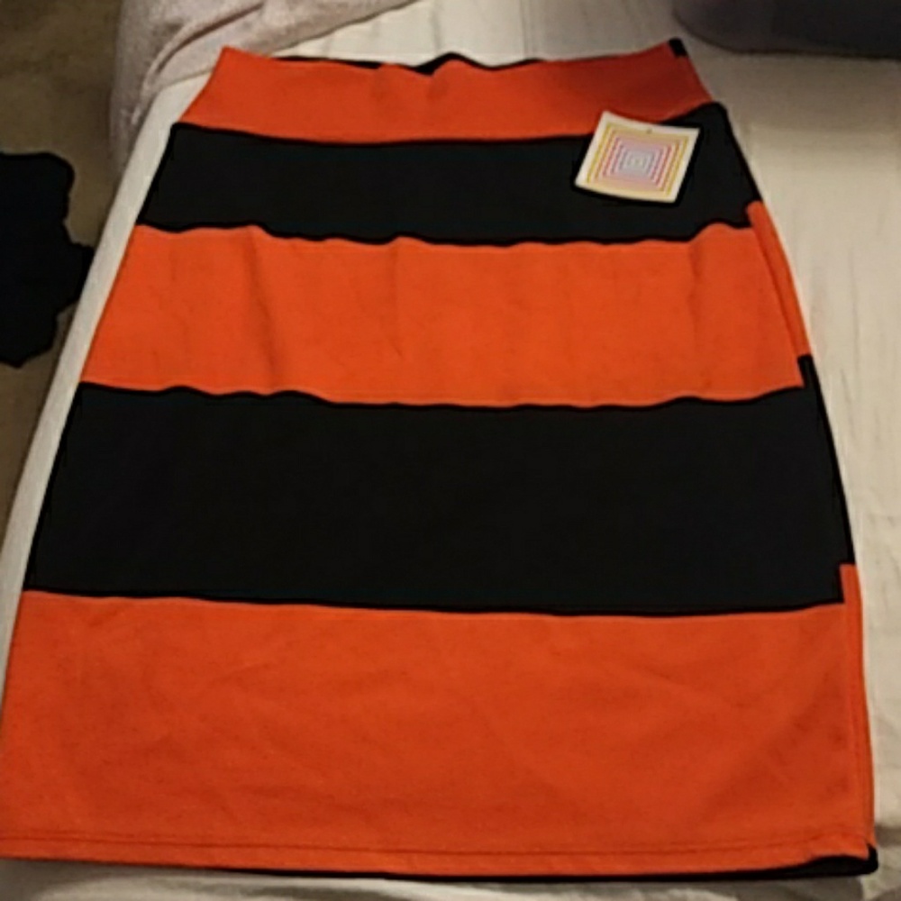 Lularoe cassie skirt